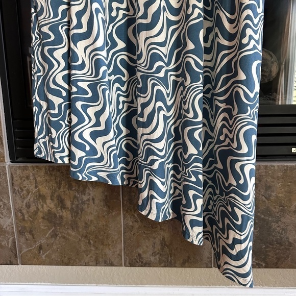 Ava & Viv Asymmetrical Sleeveless Blue Midi Dress Size 3X NWT - Picture 8 of 13